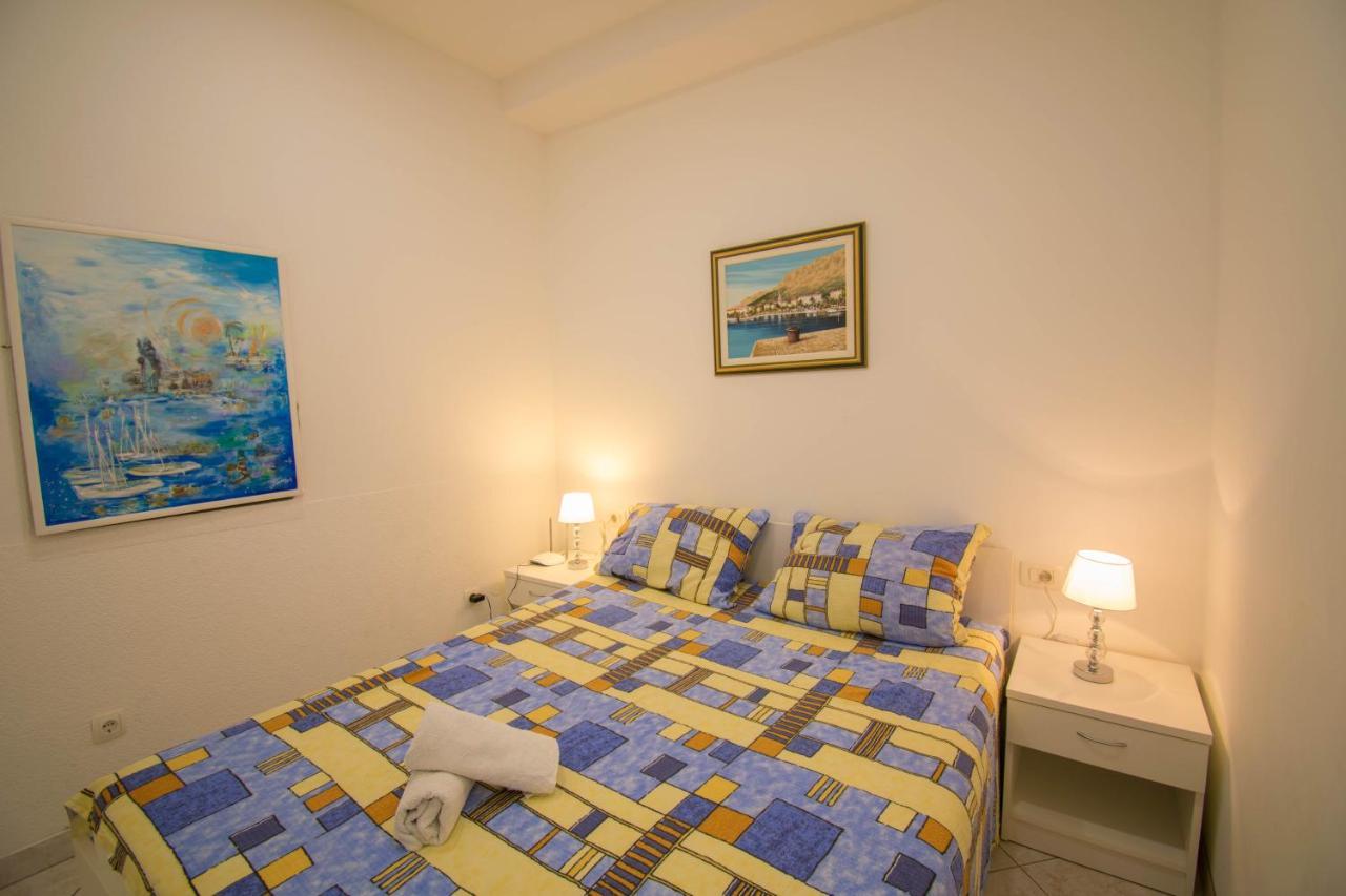 Family Apartment Manuela - Baska Voda Baška Voda Exterior foto